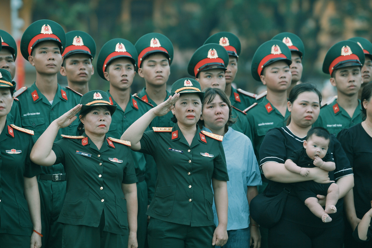 Tang lễ Tổng Bí thư Nguyễn Phú Trọng được tổ chức theo nghi thức Quốc tang, diễn ra trong hai ngày 25/7 và 26/7. Linh cữu Tổng Bí thư Nguyễn Phú Trọng được quàn tại Nhà tang lễ Quốc gia số 5 Trần Thánh Tông (thành phố Hà Nội).