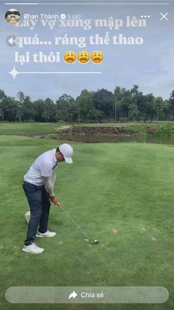 Trước đó vài tháng, Phan Thành thay ảnh đại diện Facebook, nhiều người nhanh chóng nhận thấy thiếu gia có phần tròn trịa hơn hẳn hồi còn độc thân, lộ rõ cả nọng cằm.