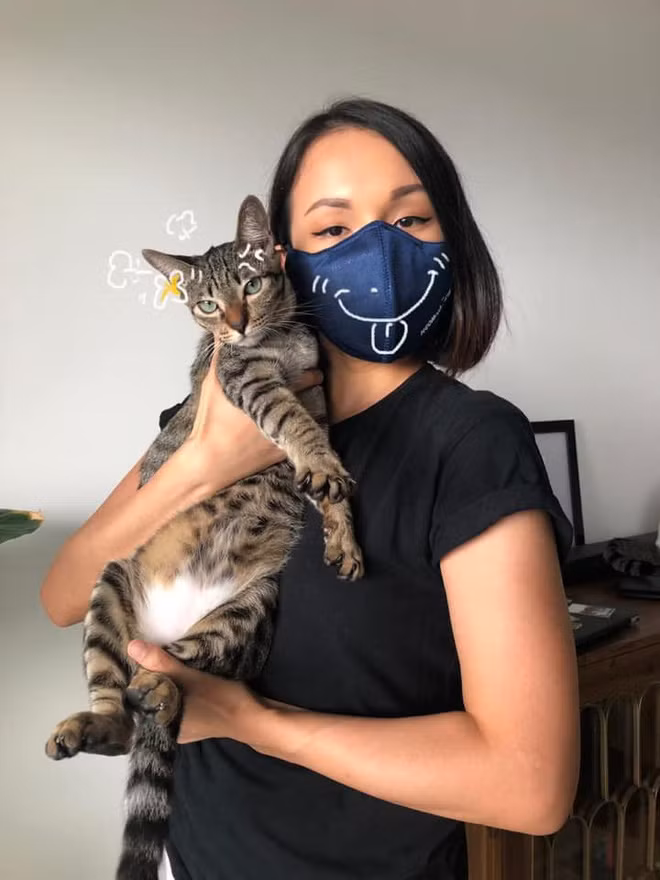 Mới đây, chú mèo tên Huy của Giang ơi cũng đã đến khách sạn thú cưng khi cô nàng Youtuber đi Phillipines vì đang bị ốm và cần có người cho uống thuốc. Ảnh: FBNV