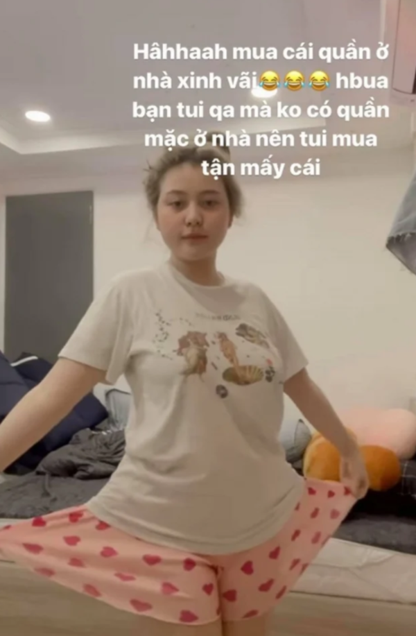 Nhiều người cũng tỏ ra thắc mắc về danh tính cha của em bé này. Về phía Sunna, cô khá thoải mái khi đề cập đến đứa trẻ trong bụng và tiết lộ việc mình sắp lâm bồn đến nơi rồi.