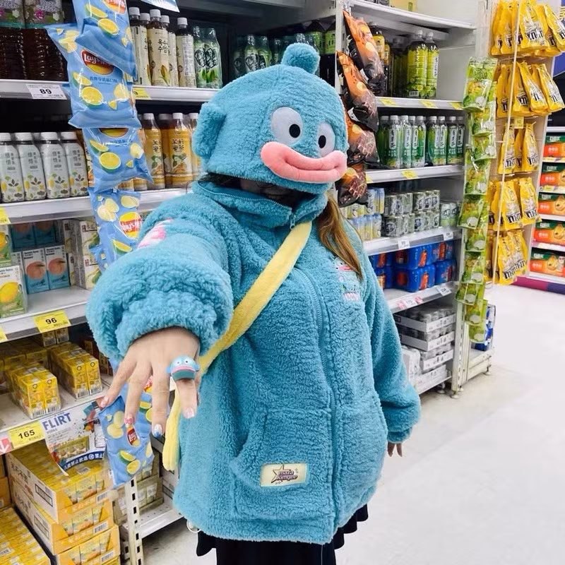 Hiện tại, các clip quay trend bật tắt đèn của Cá Hề Biết Nhảy đã đạt hàng chục triệu lượt xem và hàng trăm nghìn lượt bình luận chỉ sau chưa đầy 1 tuần đăng tải.