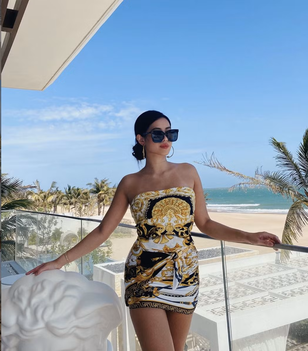 Phía dưới bức ảnh của Tiên Nguyễn, không chỉ dân mạng mà rất nhiều nhân vật "có số má" trên cõi mạng đã để lại bình luận chúc mừng sinh nhật siêu rich kid.