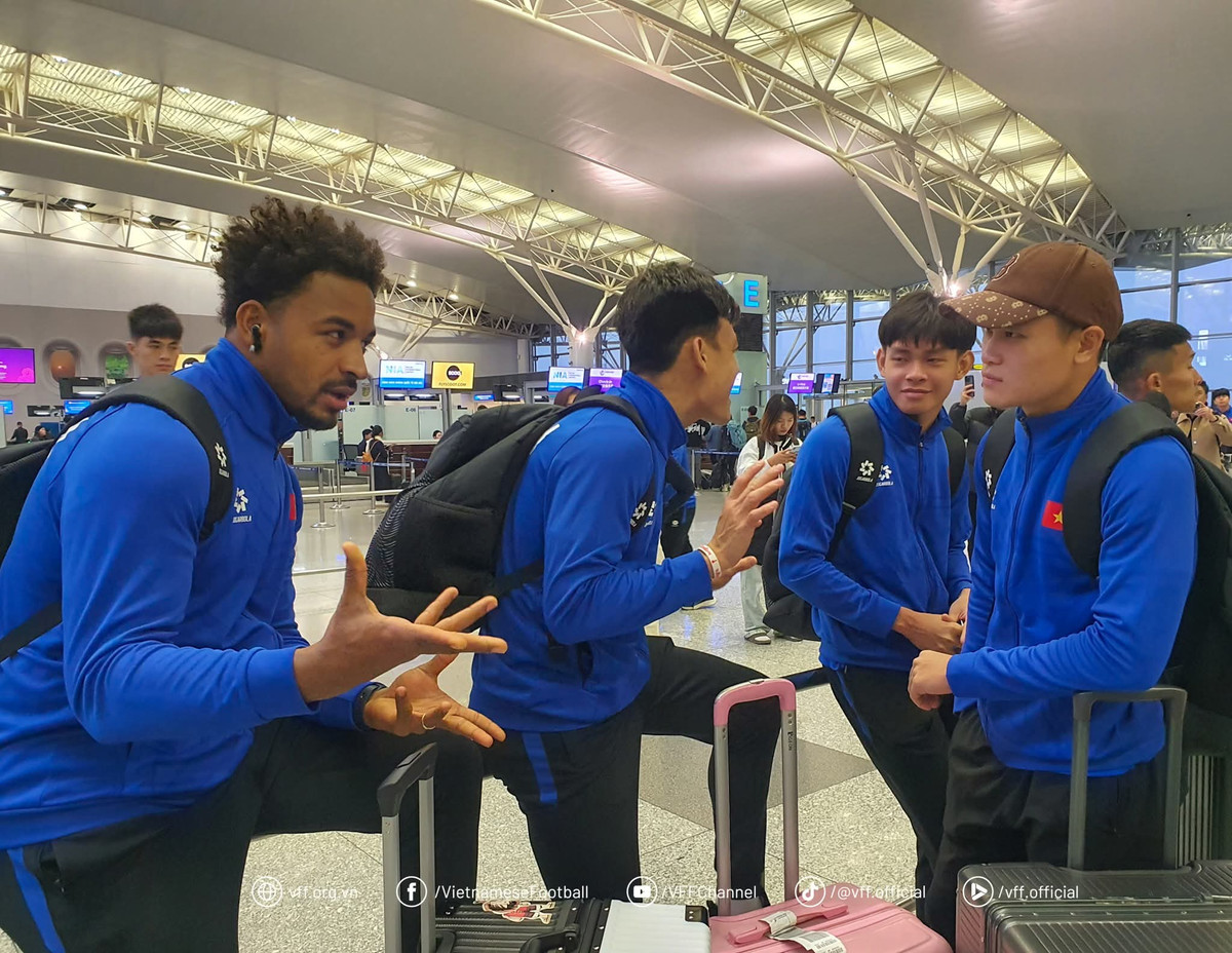 Xuân Son dù chưa được thi đấu nhưng được đánh giá hòa nhập nhanh với các đồng đội tại ĐT Việt Nam.