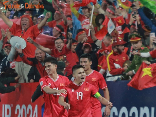 Cơ hội đi tiếp tại bảng B tại AFF Cup 2024 chia đều cho cả Indonesia (4 điểm), Philippines (2 điểm) và Lào (2 điểm).