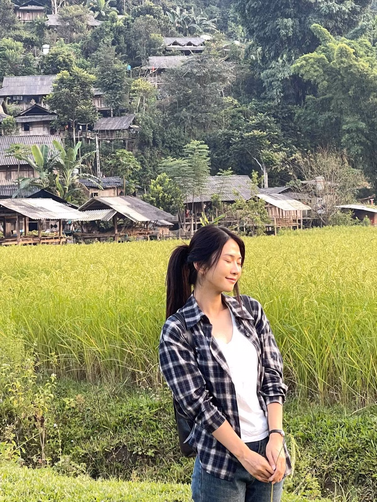 Thời gian qua, Lê Bống dành nhiều thời gian để hoạt động nghệ thuật như diễn viên, MC....