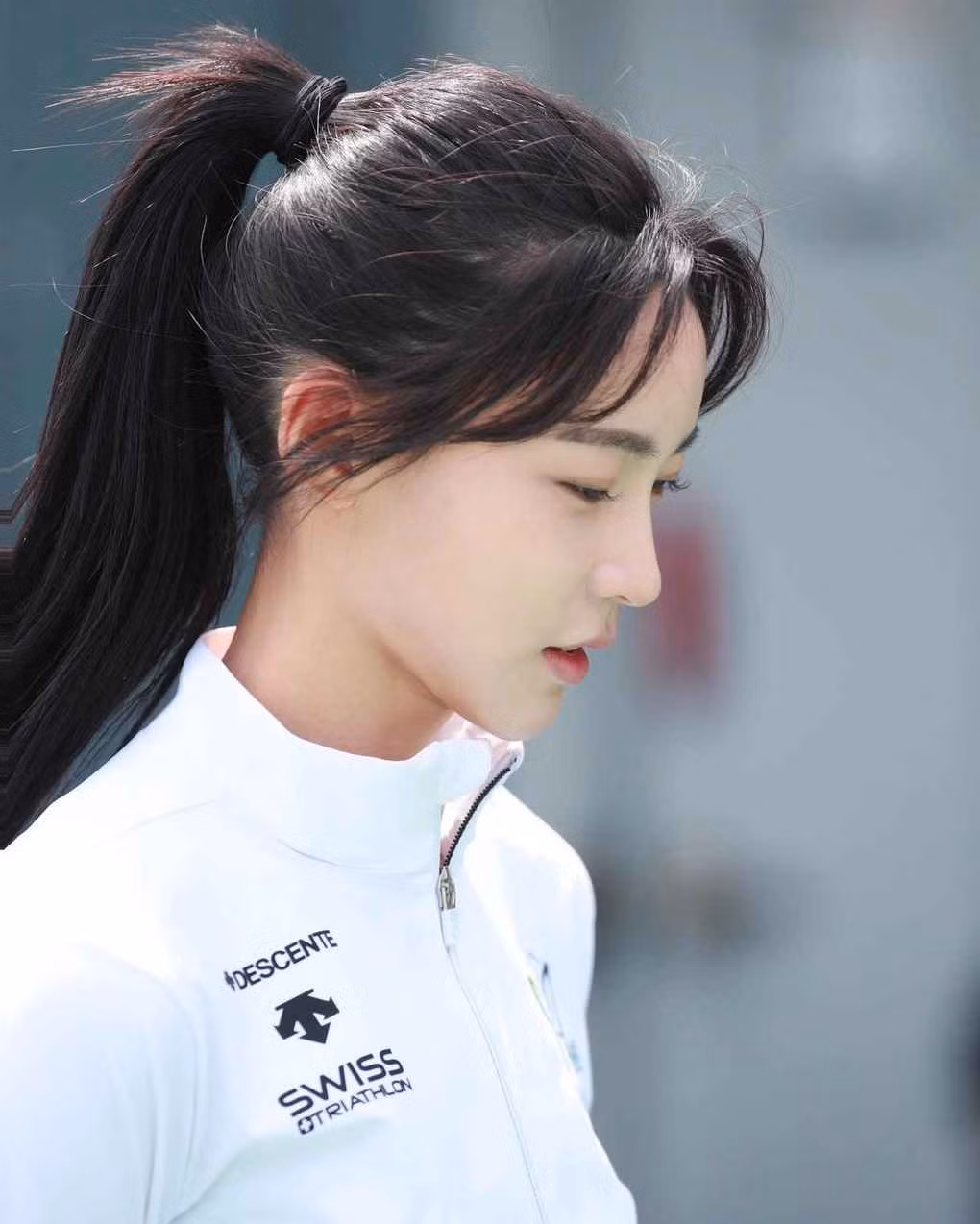 Kim Min Ji hiện là VĐV tài năng, hoạt động tích cực trong đội của quận Jincheon - một trong những đội thể thao thành công nhất tại Hàn Quốc.