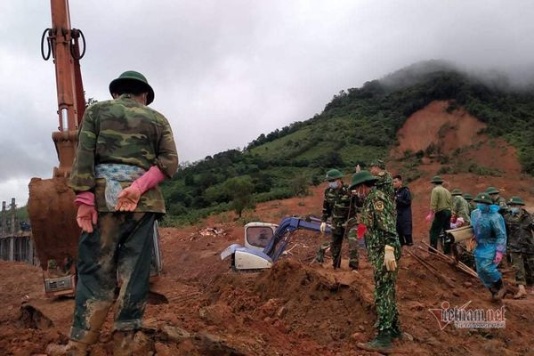 Xe nui, bang rung som dua thi the thuong uy hy sinh khi tim dan mat tich ve nha-Hinh-3