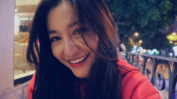 Zoie (tên thật Lê Việt Hà) có lẽ là cái tên không còn quá xa lạ với nhiều người. Cô nàng là một trong những dancer sáng lập St.319 (nhóm nhảy) từng được giới trẻ hết sức hâm mộ.