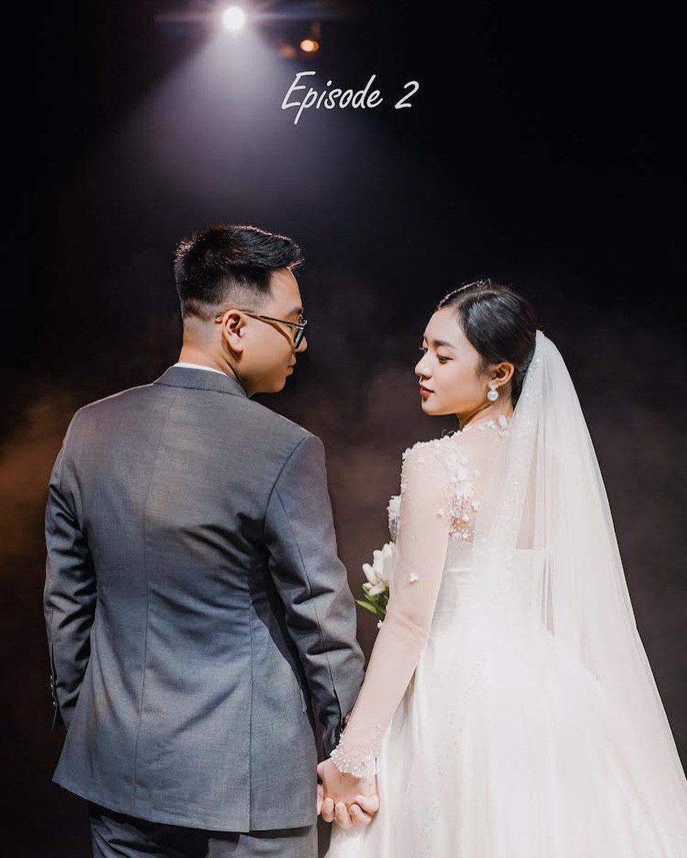 Cụ thể, Phương Thảo có viết: ""2019 - đồng nghiệp. 2020 - người yêu 2021 về sau - bạn đời! Người ta bảo có 2 thành tựu quan trọng nhất tuổi trẻ: Là sự nghiệp và tình yêu!".