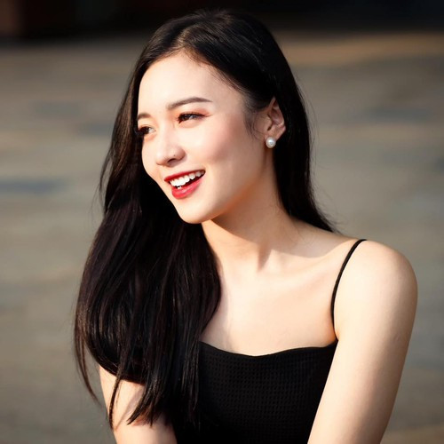 Phương Thảo và chồng sắp cưới đã bên nhau hơn 2 năm nhưngcô nàng chỉ mới công khai hẹn hò vào tháng 10 vừa qua.