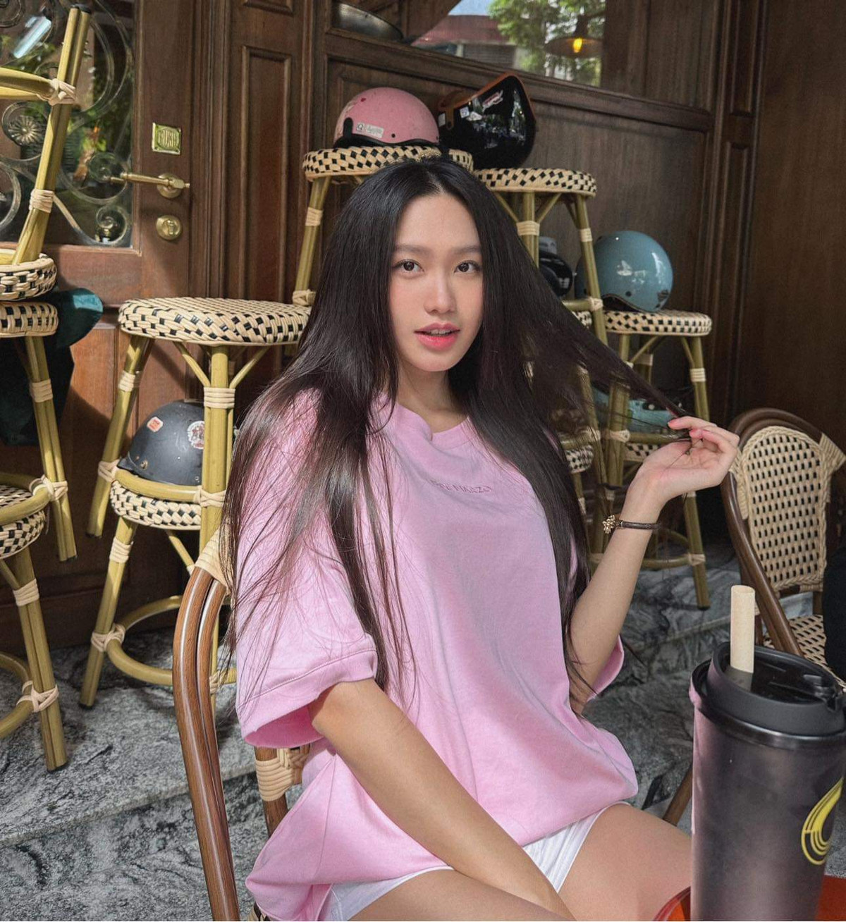 Bên cạnh đó, Doãn Hải My cũng giải thích về tin đồn ghét Jennie (BLACKPINK).