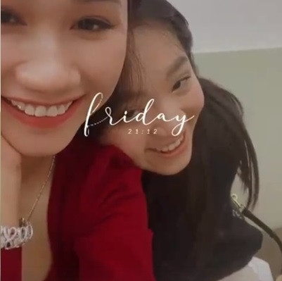 Ngoại trừ cậu út Huỳnh Hằng Hữu thì những người con riêng còn lại của bà chủ Đại Nam trong đó có Natalie đều không thường xuyên sử dụng mạng xã hội.