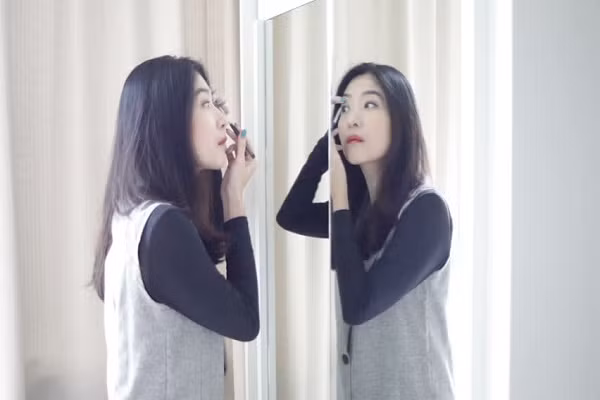 Hoa ra song gian di lai phong cach hon