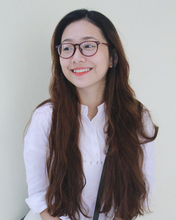 Ấn tượng của nhiều người khi gặp Nguyễn Linh An là gương mặt xinh xắn, dễ thương cùng nụ cười tươi tắn gây thiện cảm.