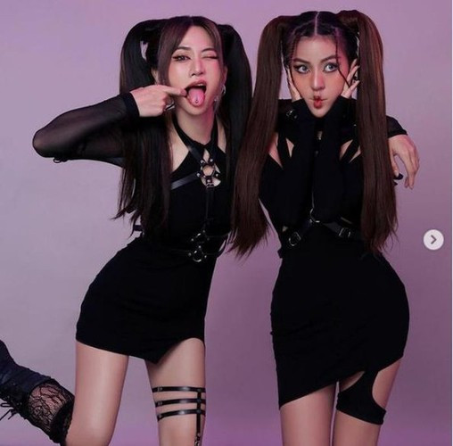 “Tôi thấy may mắn khi có Tâm đồng hành. Chúng tôi phải trải qua nhiều áp lực trong cuộc thi như dậy sớm để ghi hình đến sáng hôm sau, liên tục di chuyển, có mặt để đáp ứng lịch trình cuộc thi… Những lúc như thế, tôi và Tâm thường góp ý, động viên nhau để cả hai cùng có tinh thần tích cực”, Lê Bống nói.