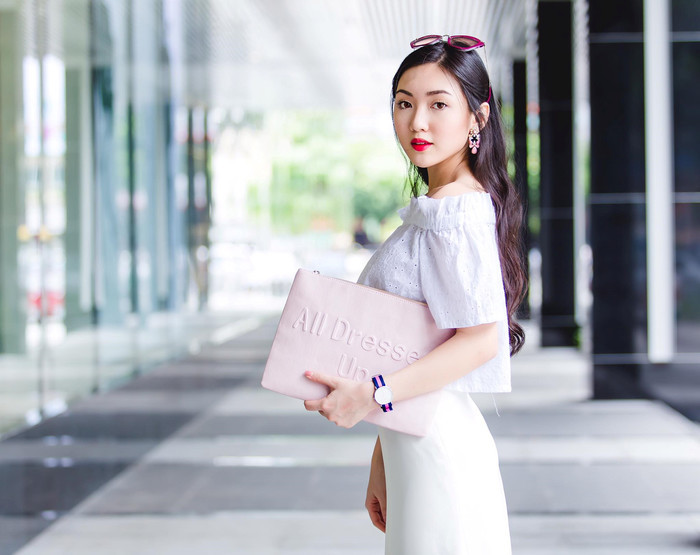 Trong giới beauty blogger của Việt Nam, Chloe Nguyễn là một trong những cái tên ấn tượng, bởi cô nàng từng lọt vào top 4 nhân vật quyền lực nhất trên mạng xã hội trong lĩnh vực beauty tại khuôn khổ giải thưởng Influence Asia 2017.