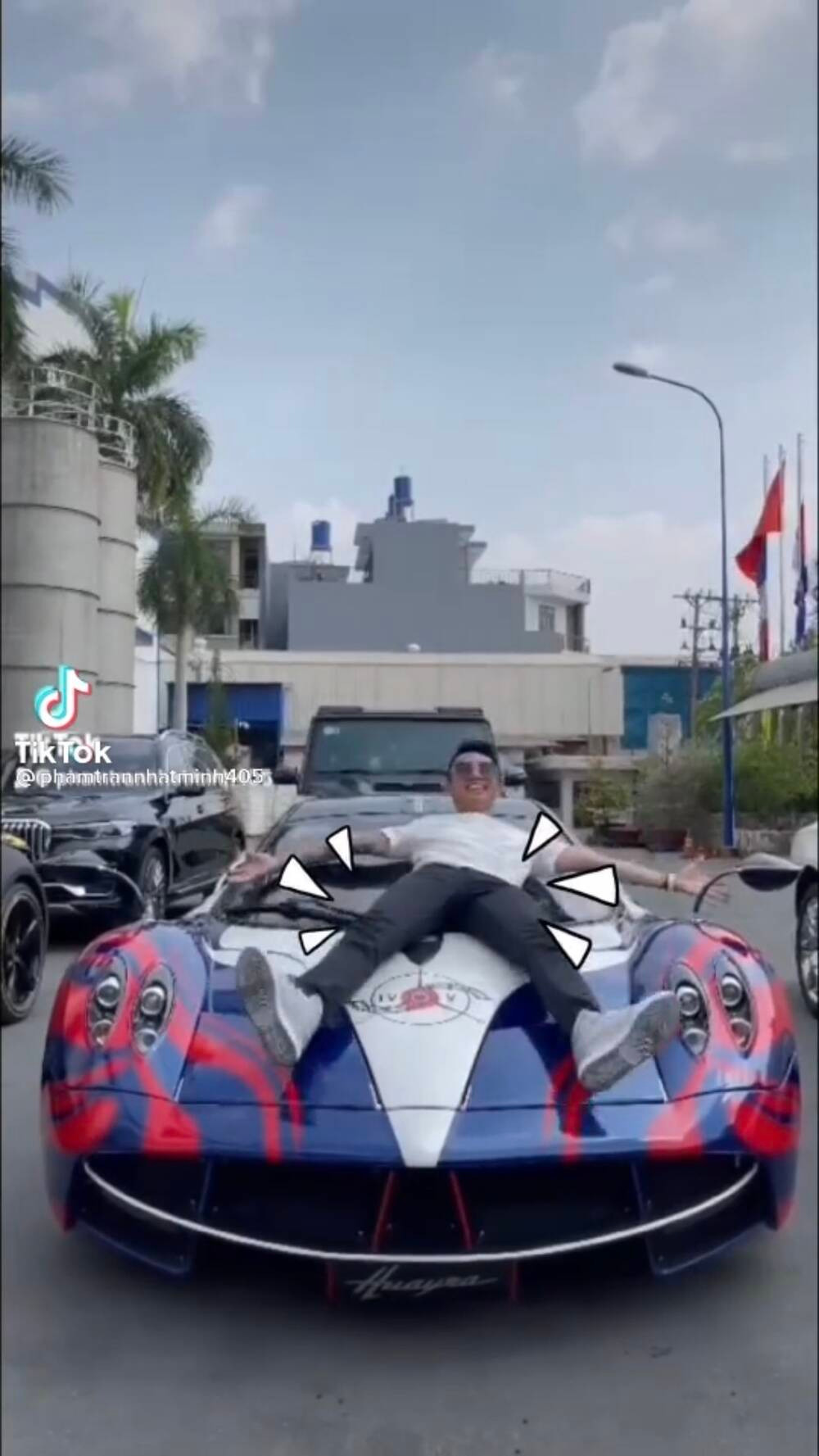 Dai gia Minh Nhua khoe bo suu tap sieu xe tram ty gay choang-Hinh-3