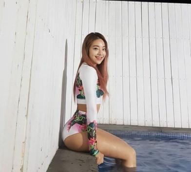 Đường cong nóng bỏng của Shim.