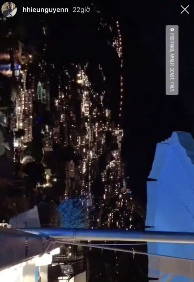 Tiếp tục là một khung cảnh toàn những vệt sáng mờ nhạt được Hiếu Nguyễn đăng tải.