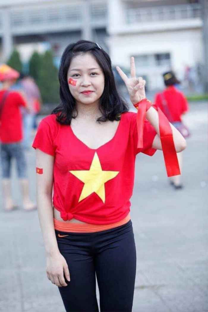 Đầu tiên, Trâm Anh cho biết cô không quan tâm về giá khi làm đẹp, miễn mọi thứ an toàn, hiệu quả.