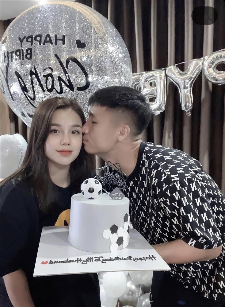 Sau khi lấy chồng, Khánh Linh và Bùi Tiến Dũng mở thêm kinh doanh riêng ở nhiều lĩnh vực.