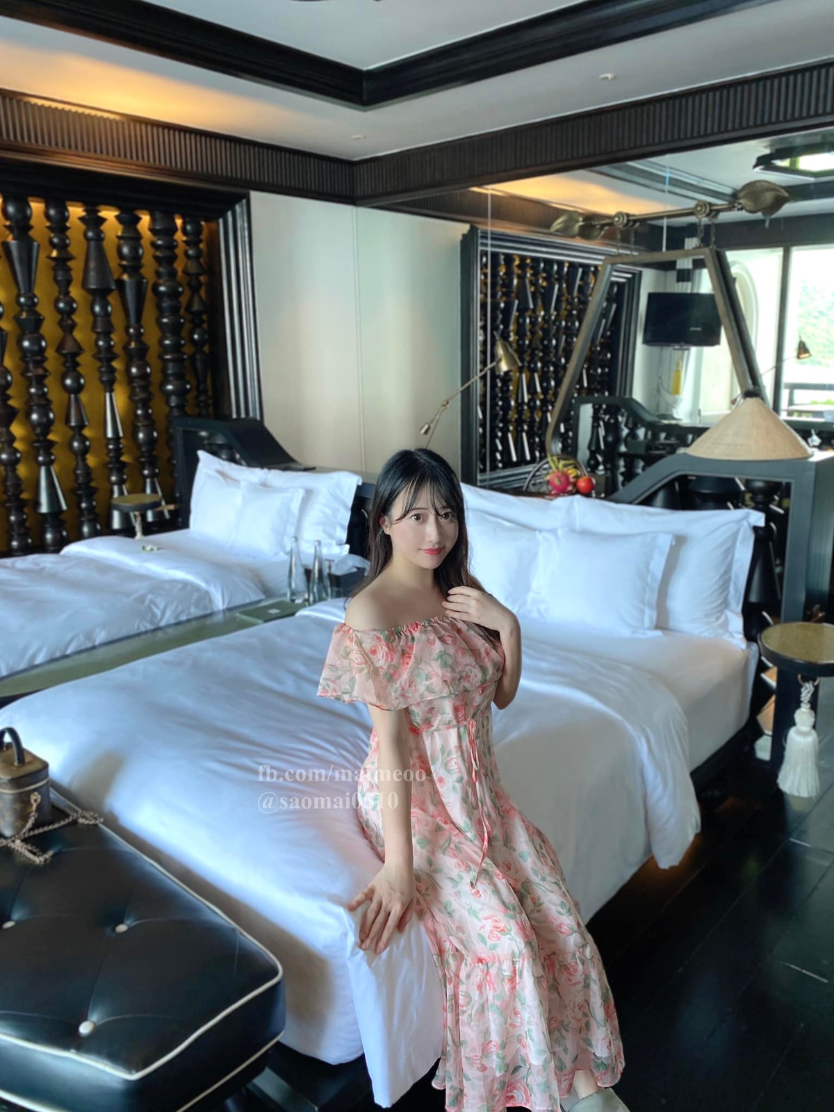 Ngoài ra, mình cũng đã được chọn là gương mặt sinh viên đại diện cho trường trong các hoạt động quảng bá hình ảnh trên tạp chí và mạng internet. Có lẽ nhờ vậy, mình được nhiều bạn trẻ ở cả Nhật Bản lẫn Việt Nam biết đến và theo dõi qua các kênh mạng xã hội như YouTube, Tiktok…”, cô giáo tiếng Nhật hot nhất cõi mạng nói thêm.