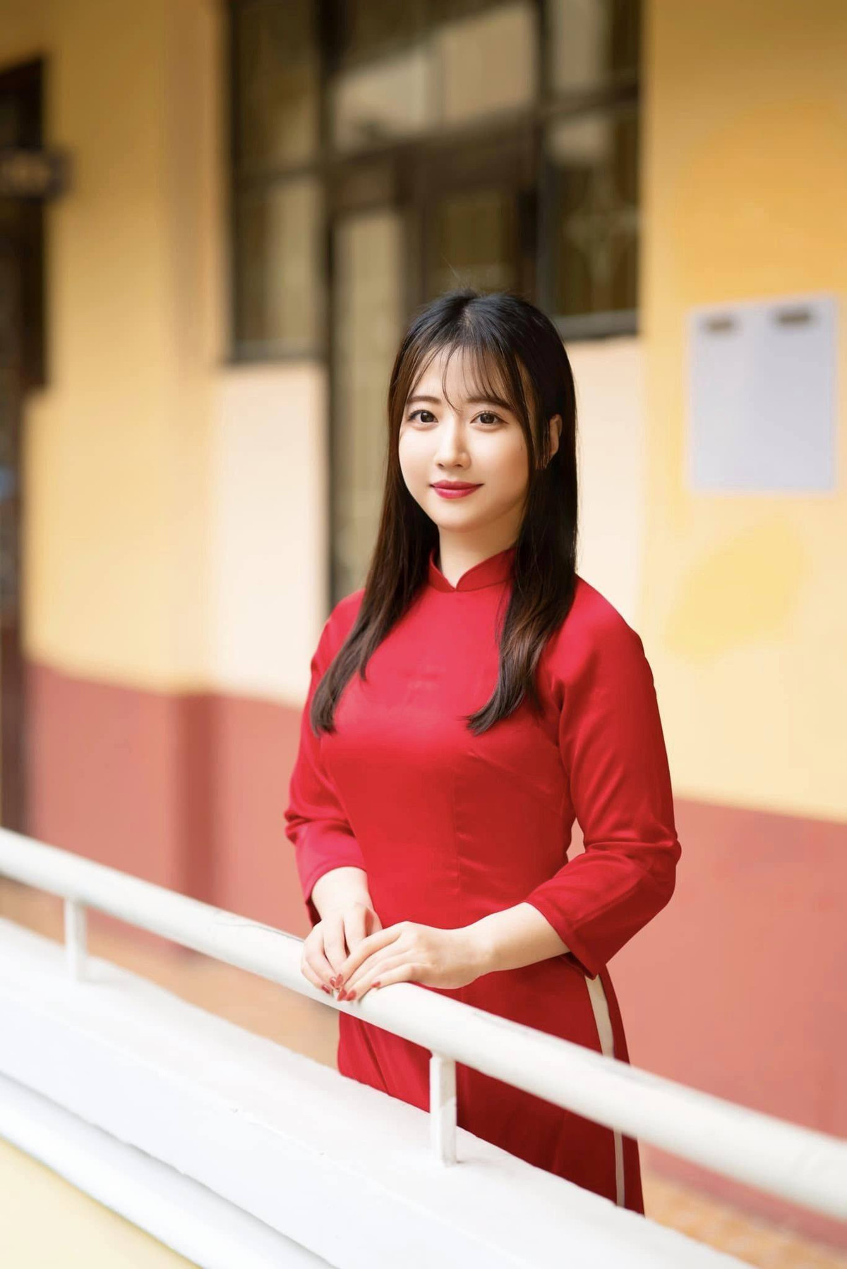 Trước đó, Sao Mai từng du học và tốt nghiệp ngành Khoa học Xã hội và Nhân văn tại Đại học Waseda - ngôi trường được biết đến đào tạo ra rất nhiều chính trị gia, người nổi tiếng ở Nhật Bản.