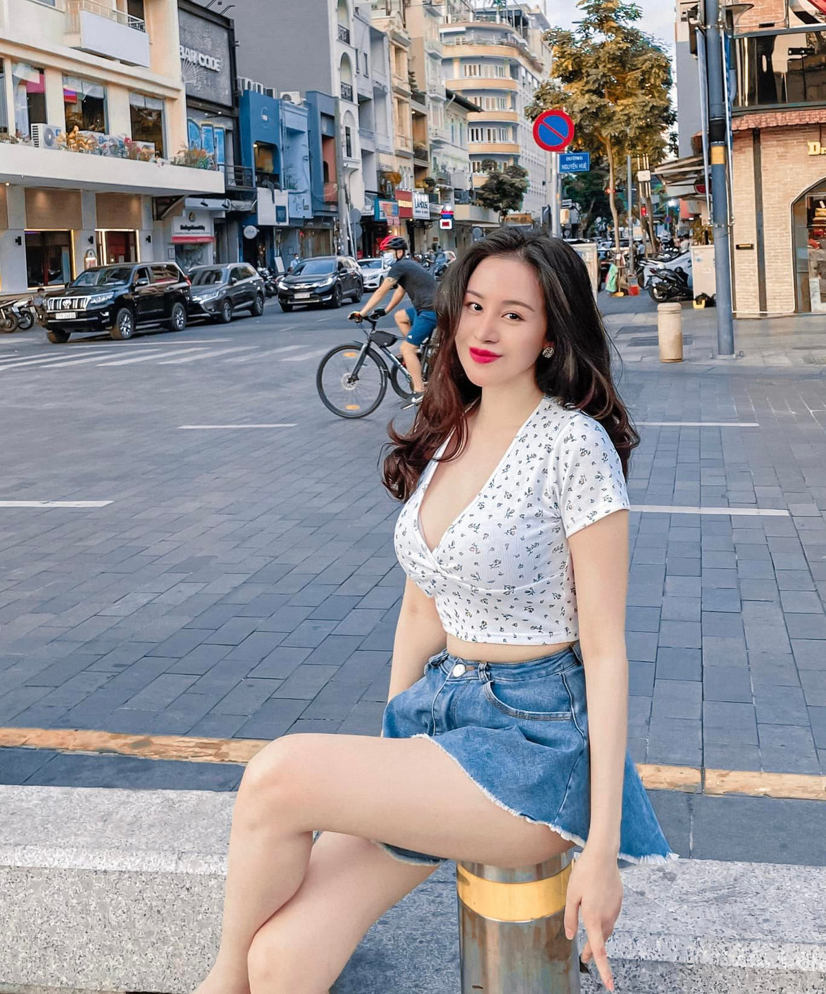 Huyền Anh đã phải trả giá cho những điều mình làm, tuy nhiên vẫn có những đảo lộn và mất mát mà không phải ai cũng nhìn thấy và hiểu được. Cô hiện vẫn hoạt động nghệ thuật, song khiêm tốn hơn trước.