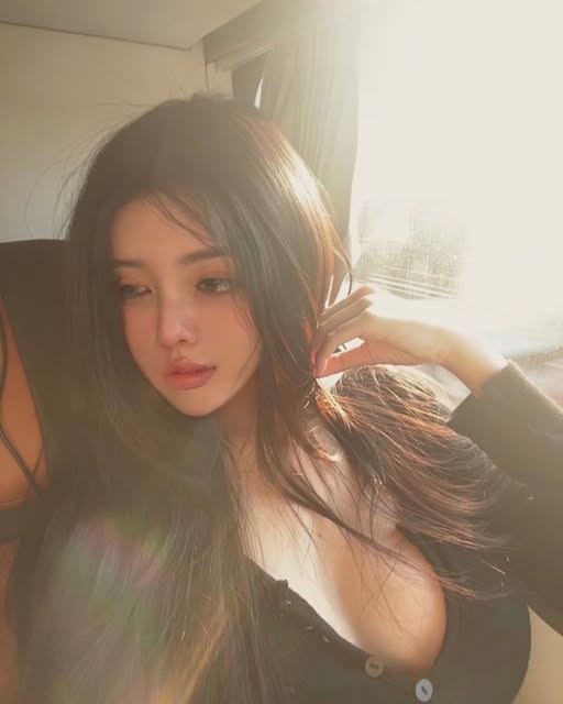 Ngọc Như được fan ưu ái ví như viên ngọc đẹp không tỳ vết khiến bao anh chàng si mê.