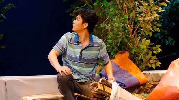 Từ khi công khai chuyện tình cảm bên Ngọc Trinh, dễ thấy Thiên Tây rất chăm đăng tải những hình ảnh đầy tình tứ bên bạn gái.