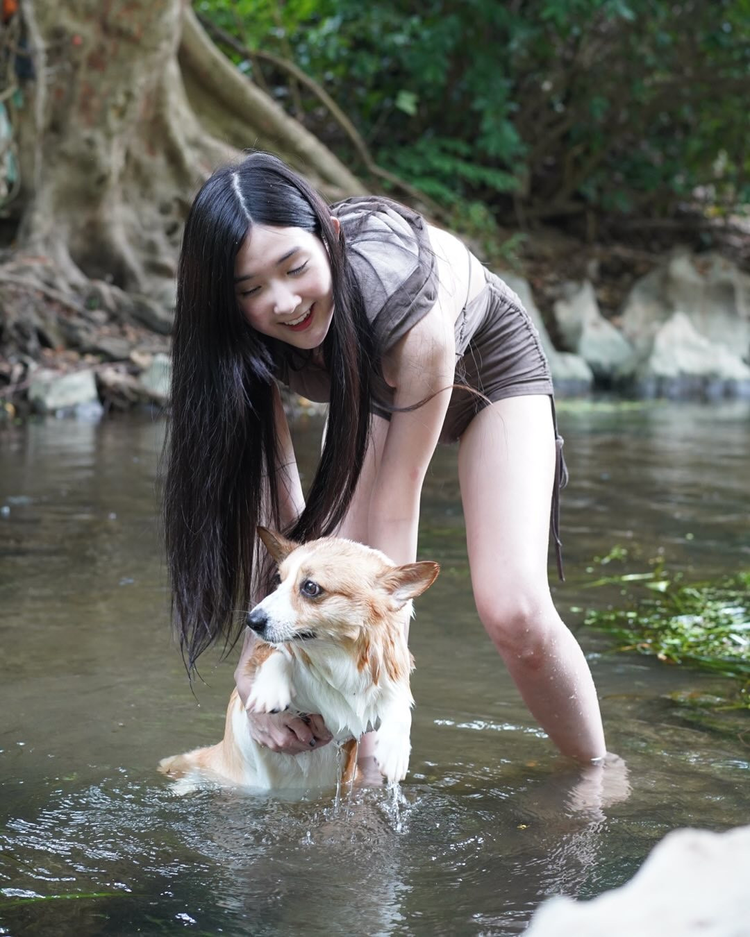 Thời gian gần đây, người hâm mộ không còn thấy Bizcuitbeer livestream game thường xuyên như trước. Thay vào đó, cô nàng đăng tải hình ảnh, video đi du lịch nhiều nơi với những trải nghiệm thú vị.