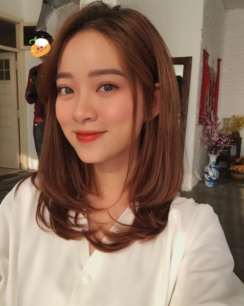 Xinh đẹp, thông minh, Mai Anh khiến nhiều người ngưỡng mộ với cuộc sống hạnh phúc hiện tại. Cô cũng là nữ hot girl hiếm hoi lập gia đình sau khi tham gia World Cup 2018.