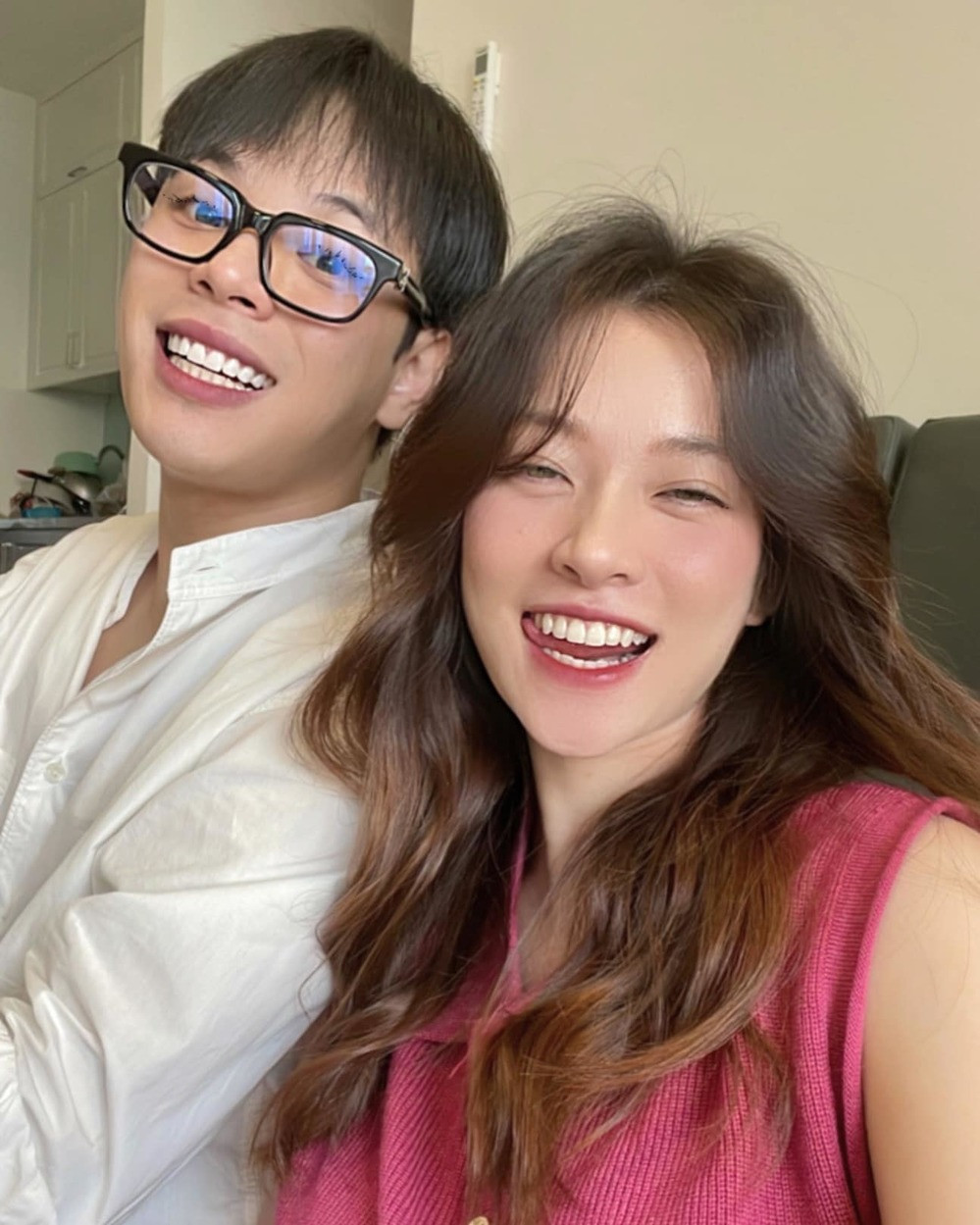 Không bị ám ảnh sau sinh như những bà mẹ khác, thay vào đó Mai Anh nhanh chóng lấy lại vóc dáng, nhan sắc.