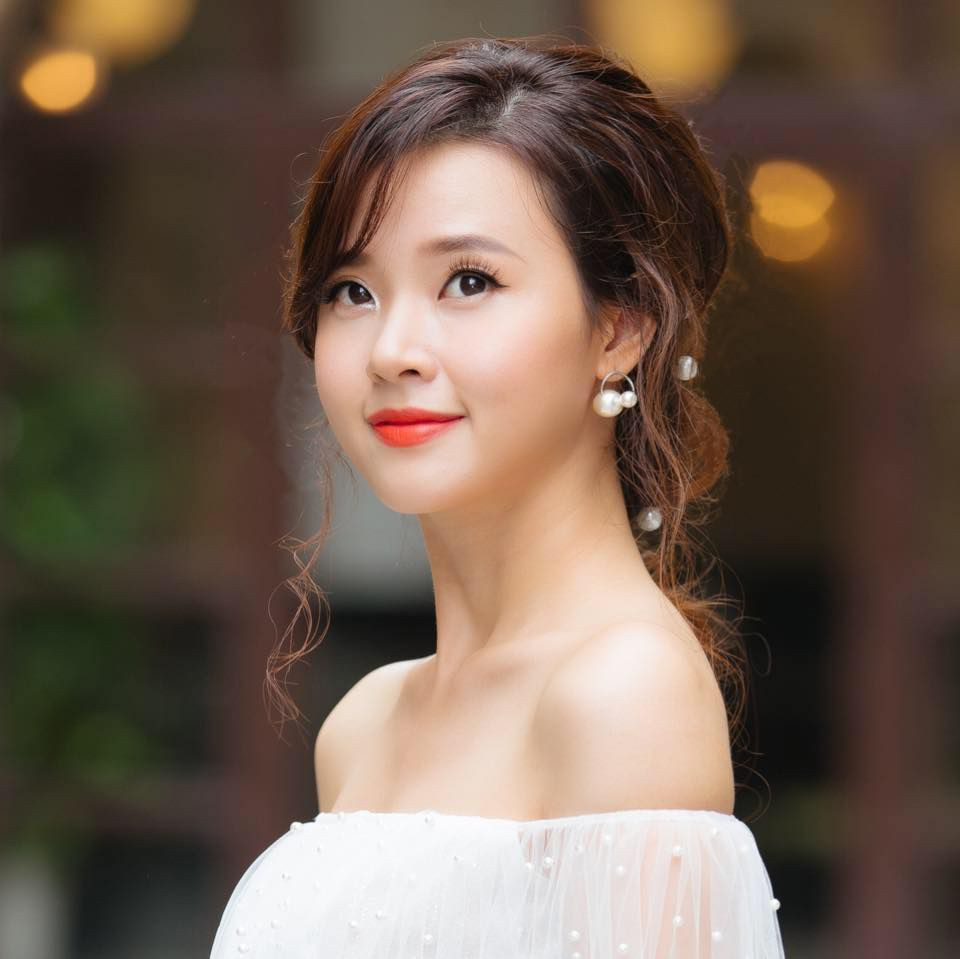 Không chỉ là một hot girl, Midu vừa qua còn lần sân sang âm nhạc và nhận được sự phản hồi tích cực từ dân tình.