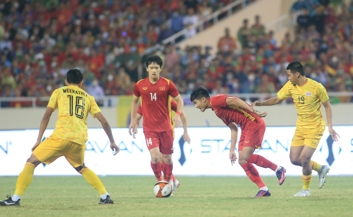 Thang dai kinh dich Thai Lan, U23 Viet Nam bao ve ngoi vuong-Hinh-7