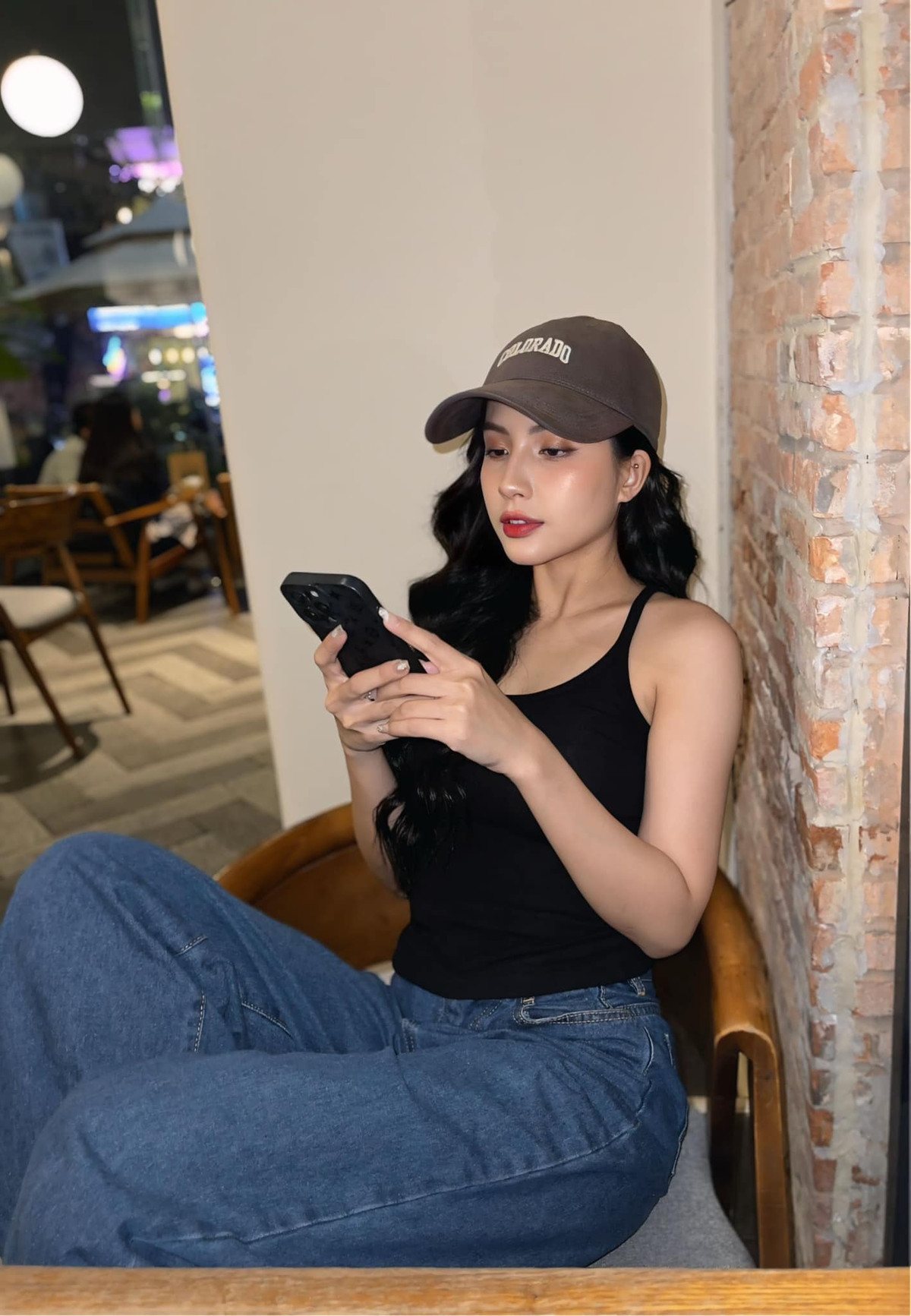 Người tình cũ của Jack từng tâm sự với truyền thông hay trong các bài đăng trên Facebook rằng bản thân phải làm việc với tần suất dày đặc hơn, có những ngày làm việc từ 16-20 tiếng để kiếm tiền trang trải cuộc sống và nuôi con nhỏ.