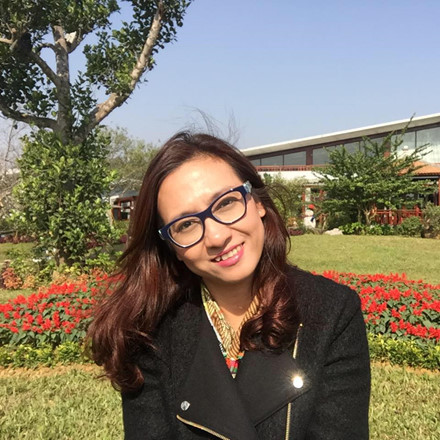 Ngoài khả năng dẫn dắt lưu loát, kiến thức hiểu biết phong phú, BTV VTV Vân Anh còn sở hữu giọng nói trầm ấm, gương mặt phúc hậu khiến số đông khán giả yêu mến.