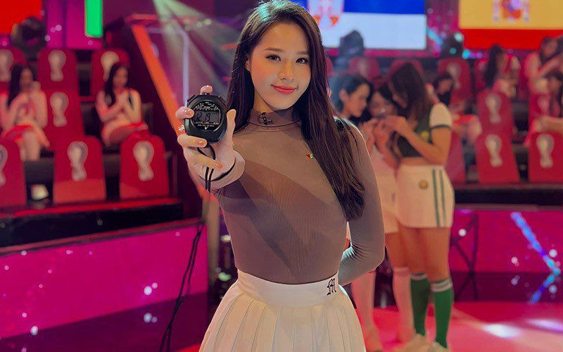 Nữ MC thể thao VTV - Bảo Châu sở hữu nhan sắc xinh đẹp, dịu dàng cùng thân hình chuẩn như người mẫu.