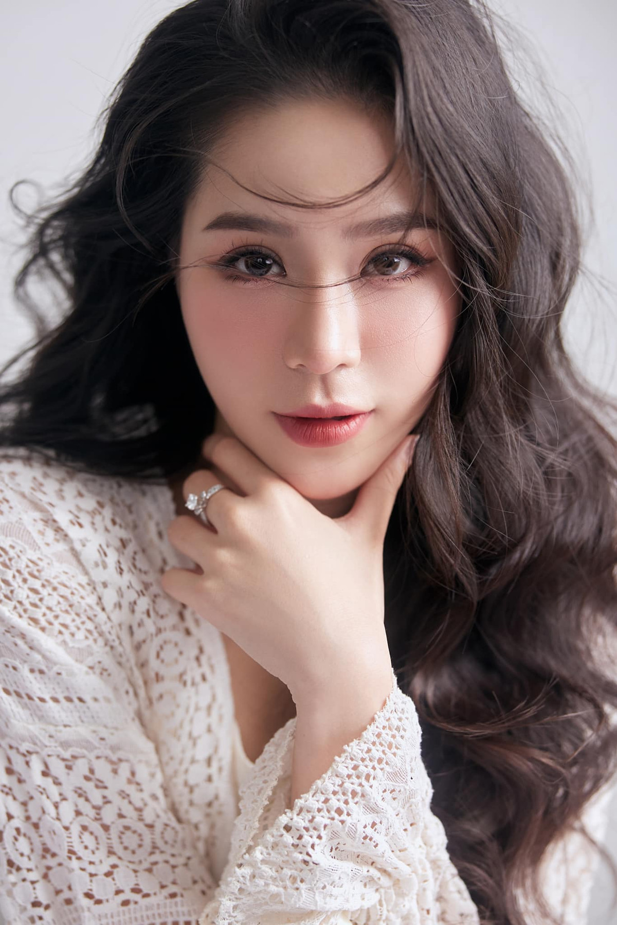 Bảo Châu từng gây chú ý khi xuất hiện trên sân cỏ V-League, SEA Games, Nóng cùng World Cup 2022.