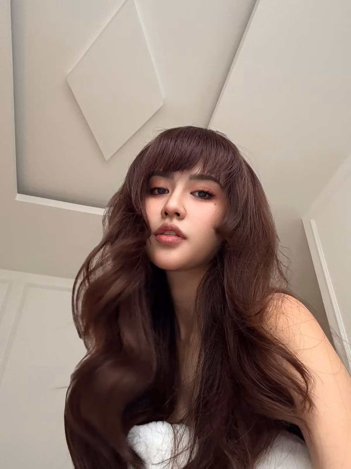 Tháng 11/2024, Quyên Qui tiết lộ bản thân đang trong giai đoạn tốt đẹp với Wukong. Tuy nhiên, cả hai gặp nhiều thử thách khi lịch trình của Wukong bận rộn và bay khá nhiều, và lịch của Quyên Qui cũng như vậy.