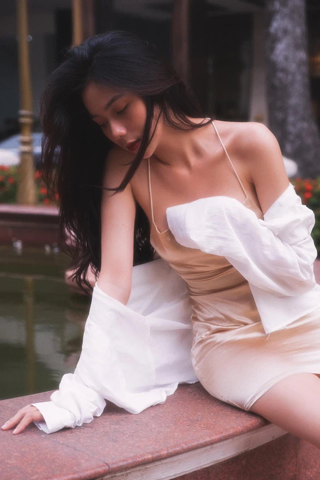 Theo tìm hiểu, Võ Thúy Hằng (sinh năm 2001, hiện là sinh viên trường ĐH Ngoại ngữ - Tin Học TP. HCM).