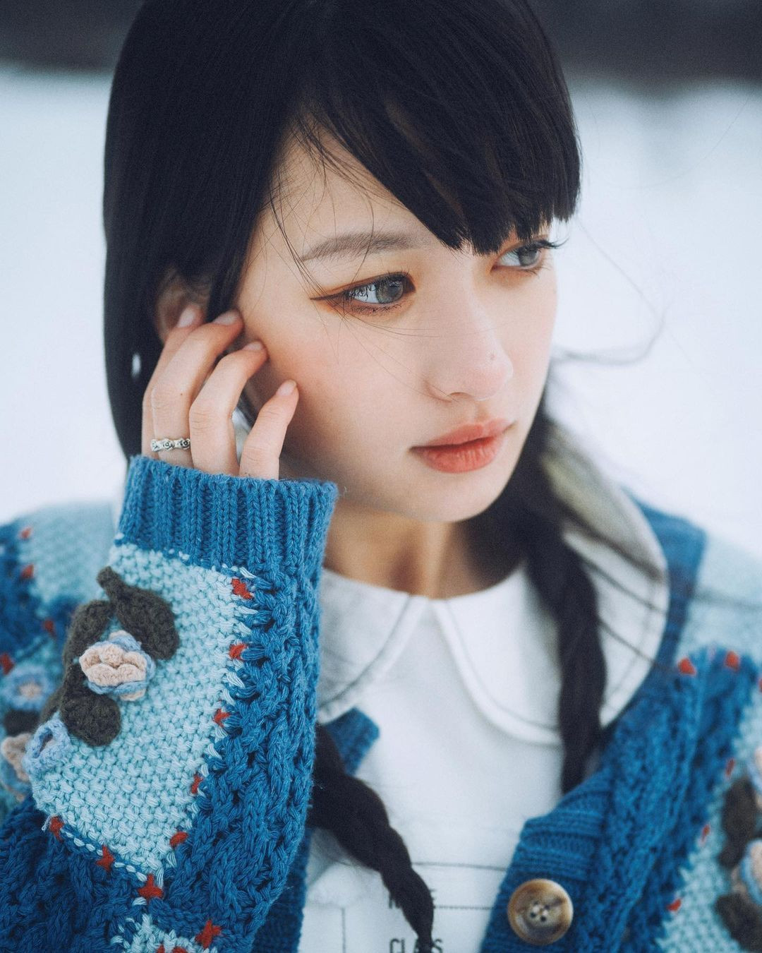 Cùng với đó là khuôn miệng nhỏ căng mỏng như trái anh đào và làn da trắng hồng mịn màng không tỳ vết. Tổng hòa chung đã giúp Susan trở thành cái tên nổi tiếng trên MXH.