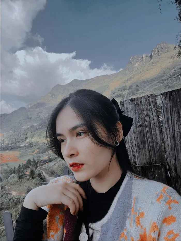 Trong cuộc sống hôn nhân, Hùng Dũng cùng Mộc Trinh đã gặp không ít khó khăn, nhất là khi ngôi sao 30 tuổi bị dính chấn thương gãy xơng chân vào năm 2021. Tuy nhiên, sau khi phẫu thuật thành công, Hũng Dũng đã trở lại ngoạn mục và trở thành một trong những cầu thủ quan trọng nhất của ĐT Việt Nam.