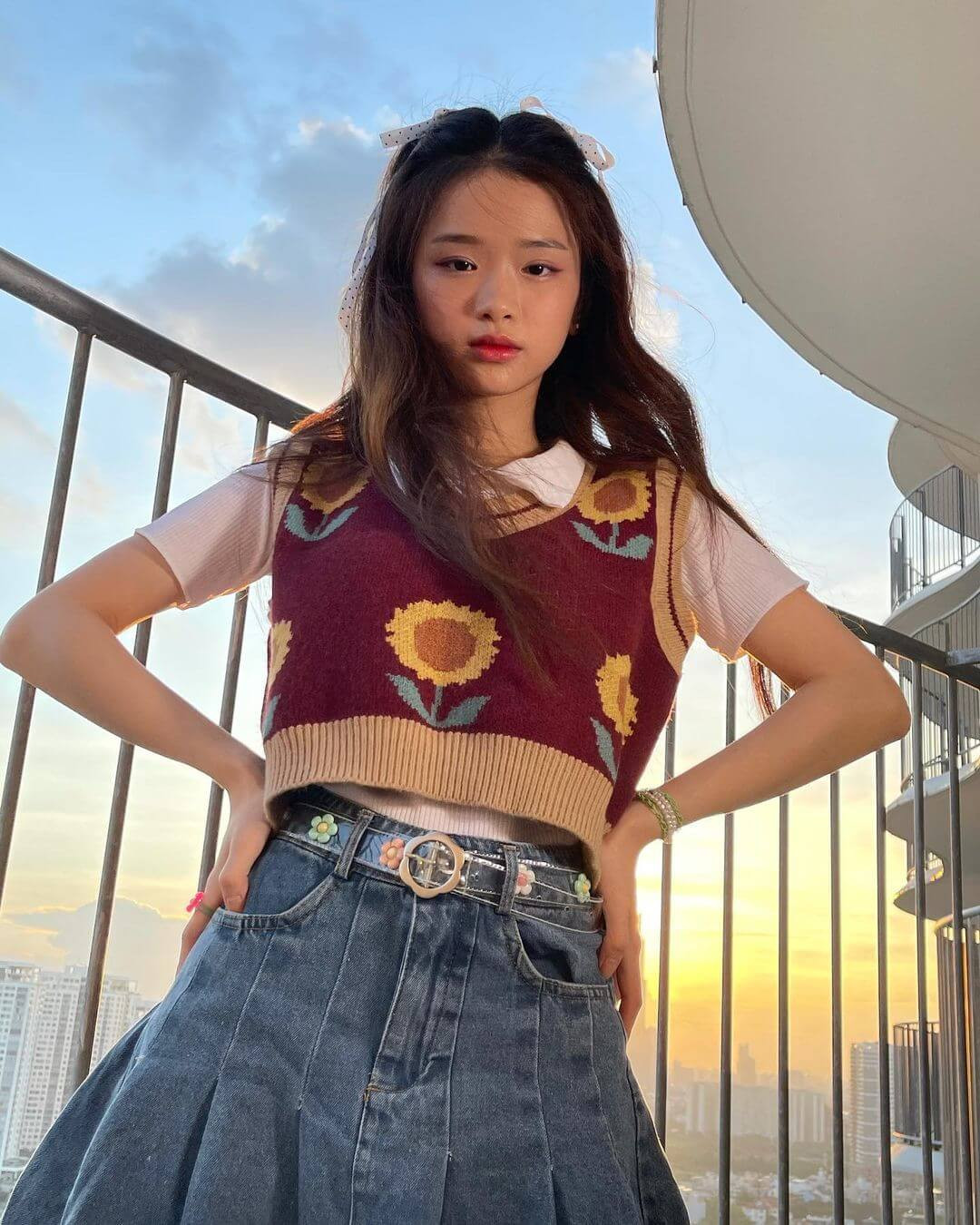 Nhưng bản thân Linh Ka cho biết mình luôn muốn thử nghiệm nhiều phong cách khác nhau để xem đâu mới là thứ phù hợp với mình.