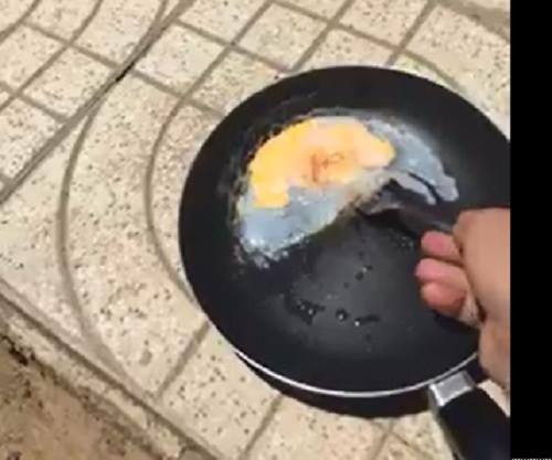 "VTV càng lúc càng chất lượng", "Bắp chắc cũng không cần bơ đâu" hay "Pha cà khịa mặn mà đến từ vị trí VTV" là những bình luận của dân mạng để dưới phần clip được VTV thực hiện.