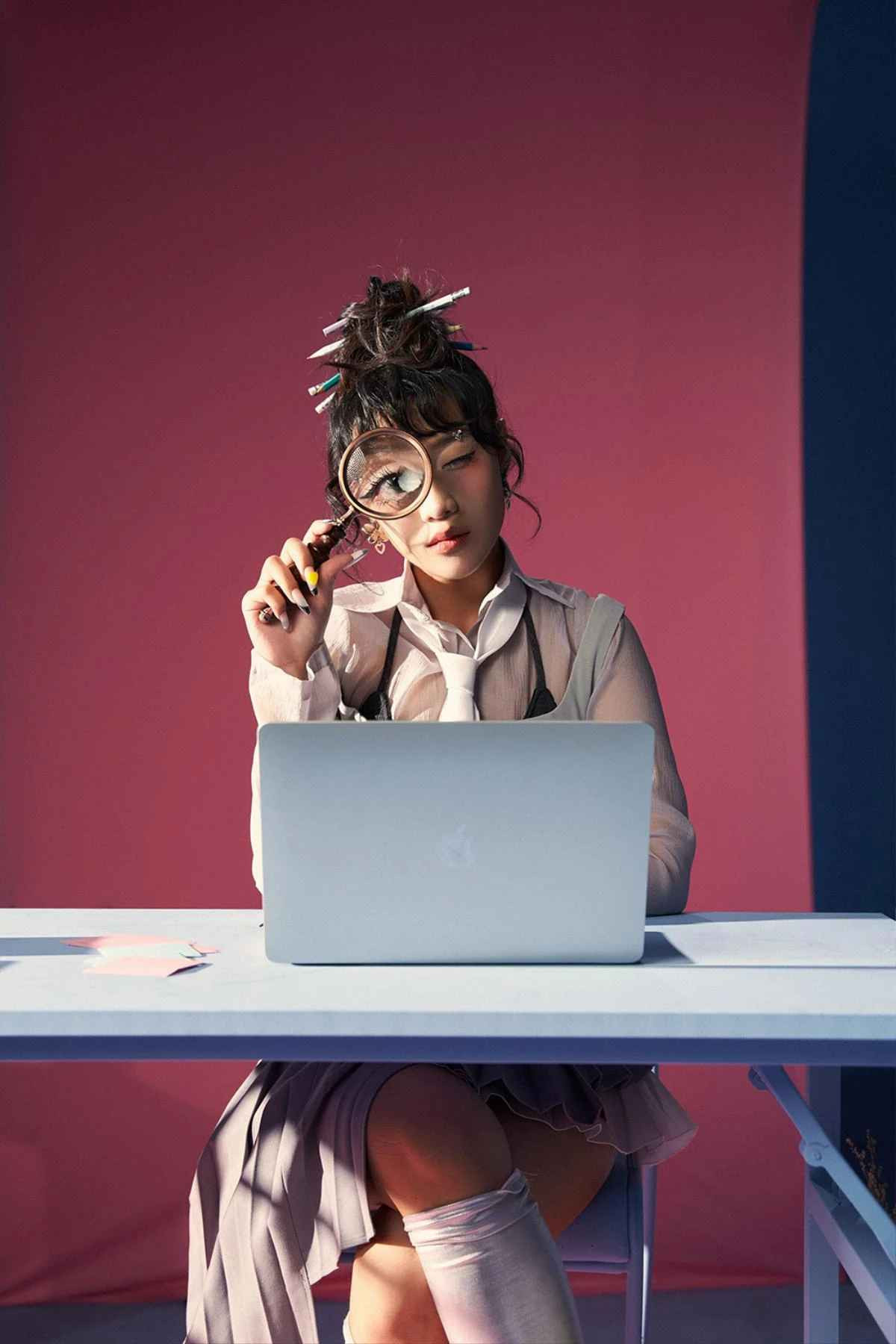 So sánh hình ảnh của Chi Xê thời điểm hiện tại với những khoảnh khắc nhiều năm trước đây, có thể thấy cô nàng đã thay đổi một cách ngoạn mục.