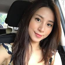 Bí quyết để có được vóc dáng nóng bỏng cùng số đo 3 vòng lý tưởng chẳng thua kém gì gái đôi mươi của Ngọc Anh là chăm chỉ tập luyện tại phòng gym.