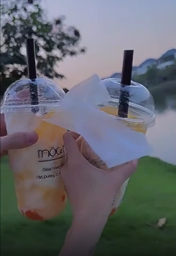 Đặc biệt, là một KOL rất có sức ảnh hưởng nên Linh Ngọc Đàm cũng phải giữ gìn cẩn thận hình ảnh với cộng đồng cũng như trên các nền tảng mạng xã hội.