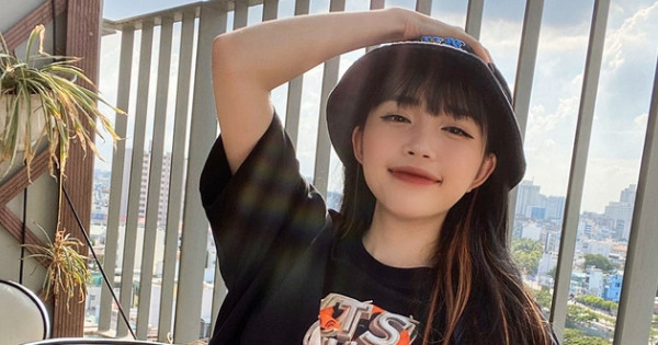 Sau đó là một loạt tin nhắn cũ đã được cô gái công khai. Theo như lời kể của cô gái thì sau khi đi pub cùng nhau. H.N đã rủ về nhà và đòi quan hệ tình dục nhưng cô nhất quyết từ chối.