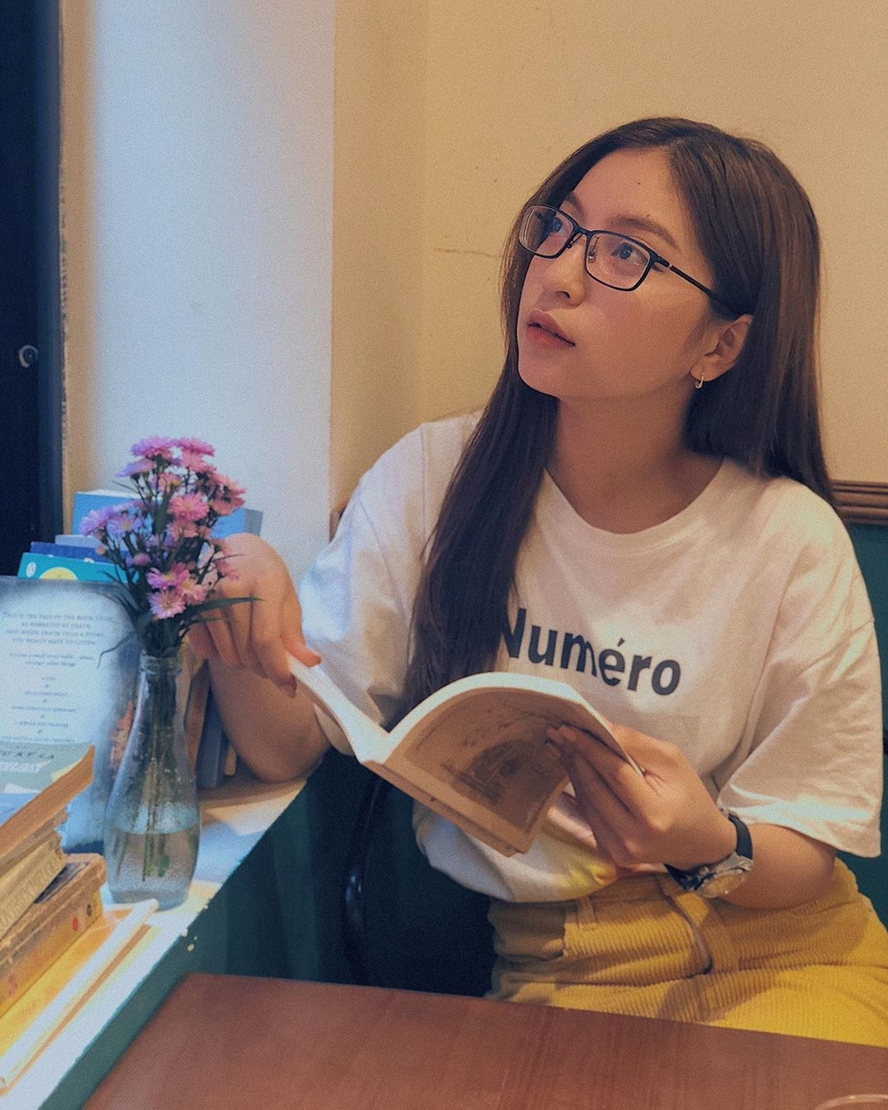 Chứng kiến những pha "thả tim" của Nhật Lê và Quang Hải, một số fans vẫn mong cặp đôi quay về bên nhau.